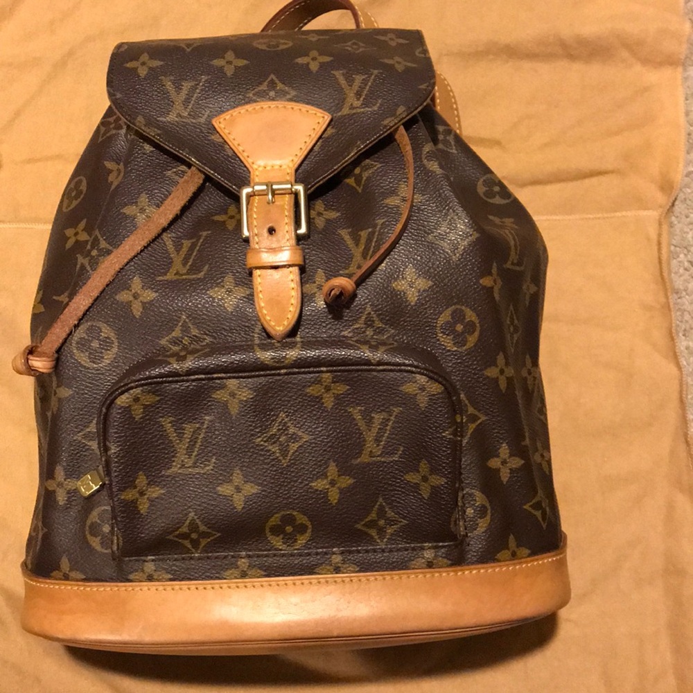 AUTHENTIC LOUIS VUITTON BACKPACK MM